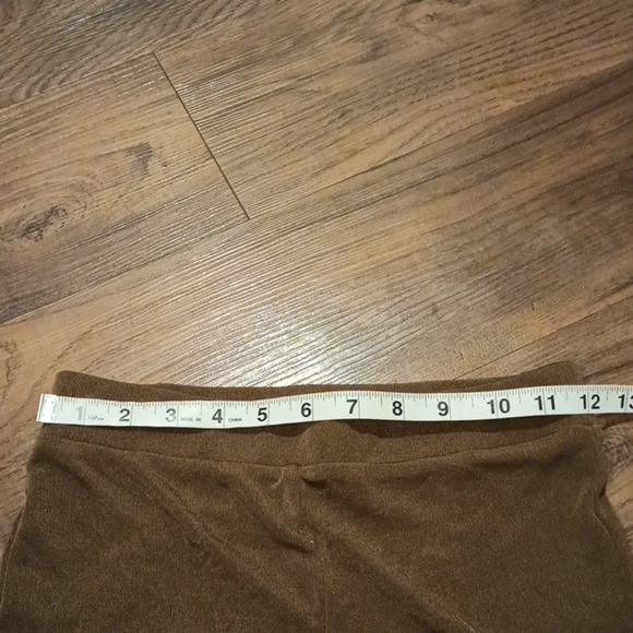 Good American Green Shimmery High Waisted Ribbed Slight Flare Leggings A33 - Picture 3 of 6